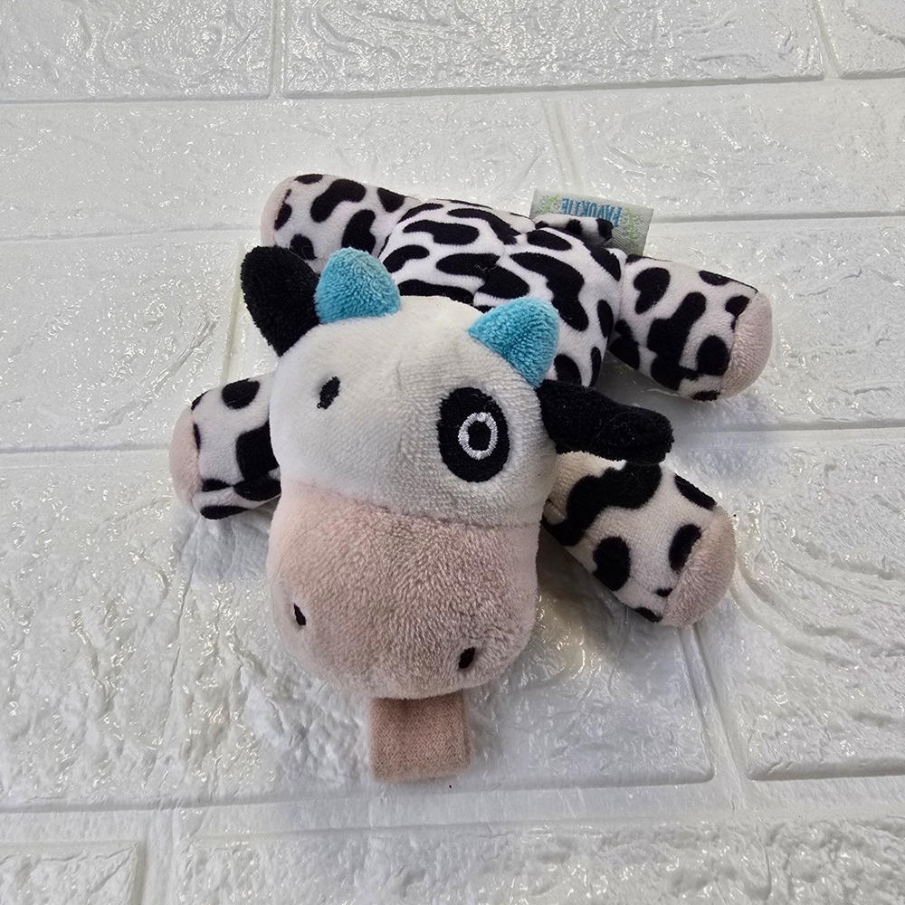 Le Bebe Favorite Cow Plush Pacifier Holder Unisex 0-18M White Black Spotted Snap